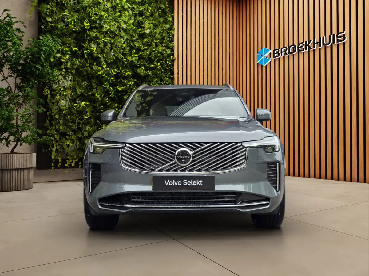 2.0 T8 Plug-in hybrid AWD Ultra Bright Exec. Ed. | Bowers & Wilkins audiosysteem | Elektrisch glazen panorama-dak | Massagefunctie voorstoelen | Lichtmetalen velgen 7-spaaks 22" | Extra geti
