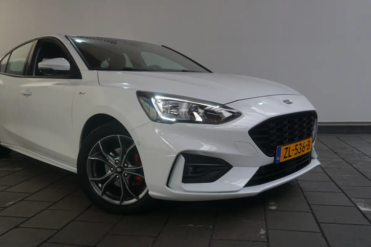 1.0 EcoBoost ST Line Business