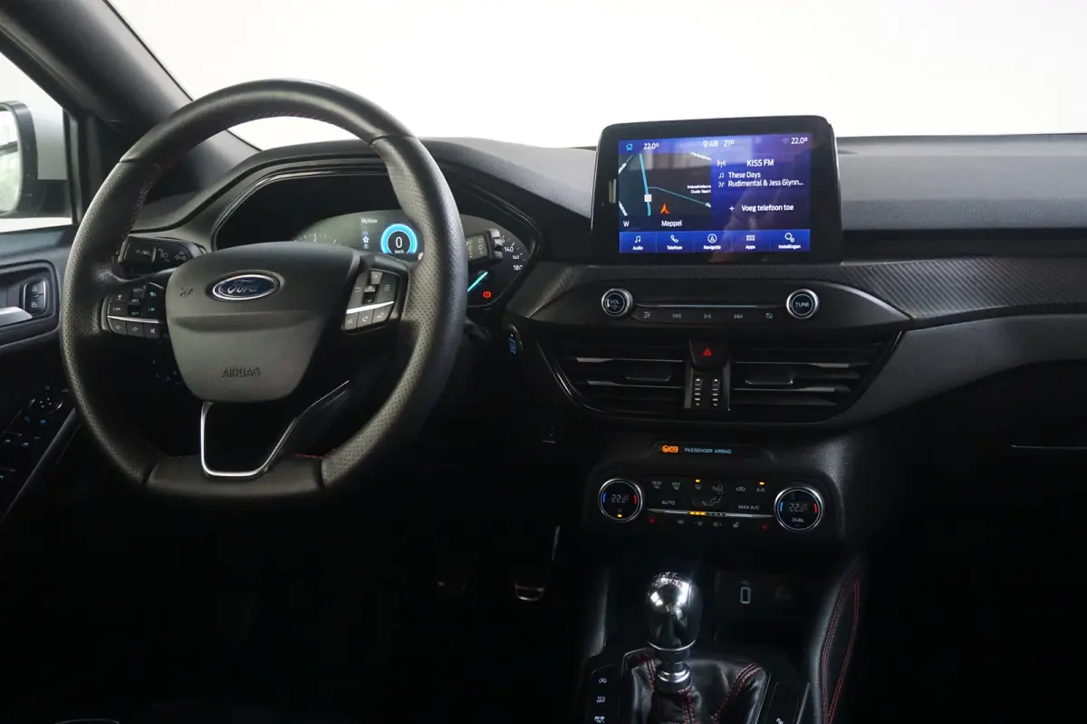1.0 EcoBoost ST Line Business