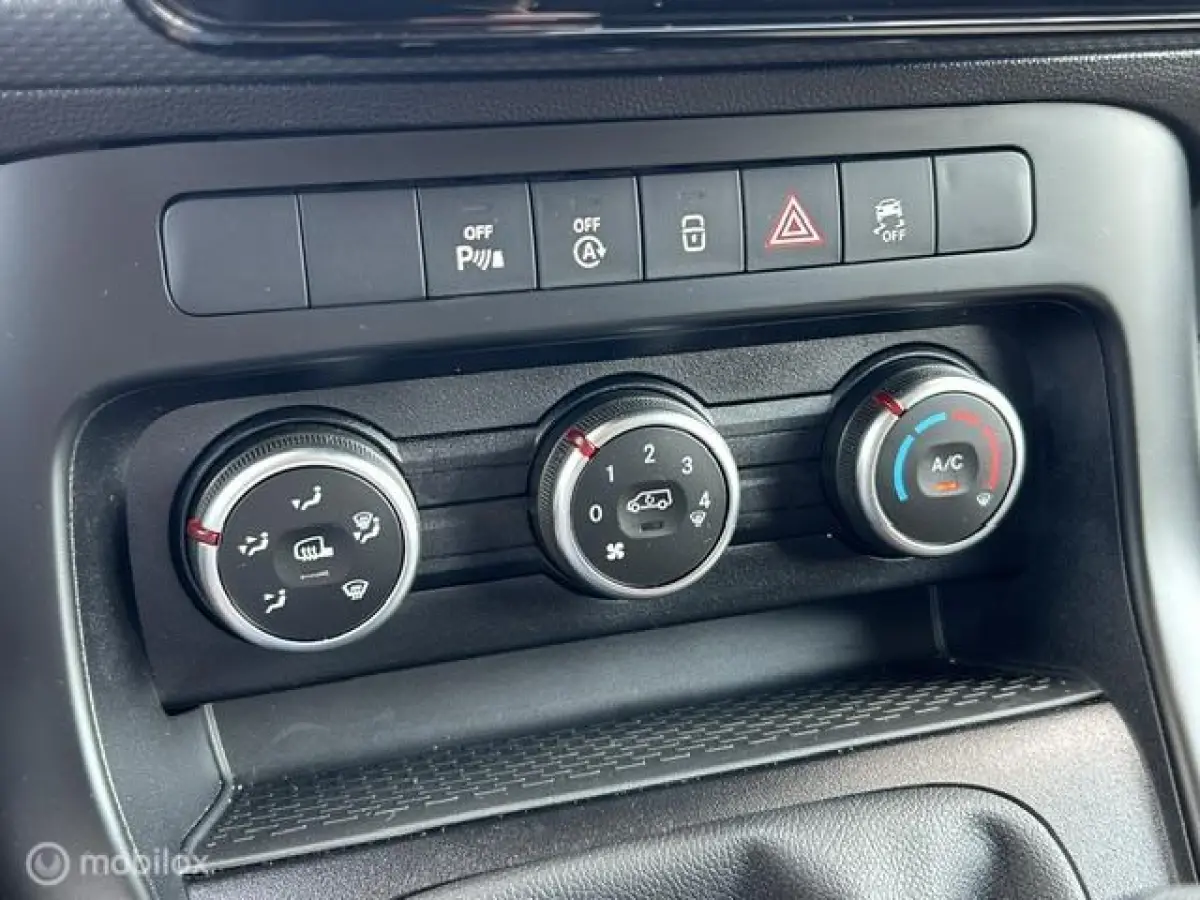 bestel 108 CDI NAVI/VELGEN/CAMERA/CARPLAY