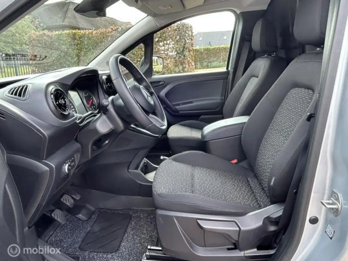 bestel 108 CDI NAVI/VELGEN/CAMERA/CARPLAY