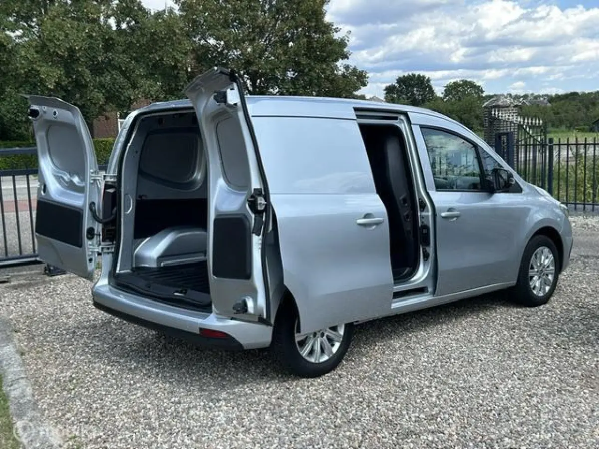 bestel 108 CDI NAVI/VELGEN/CAMERA/CARPLAY