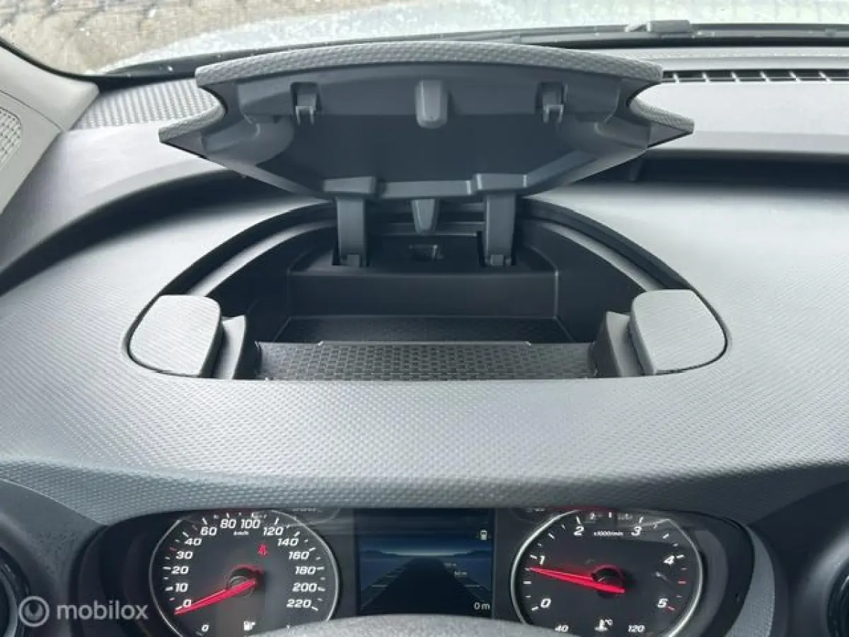 bestel 108 CDI NAVI/VELGEN/CAMERA/CARPLAY
