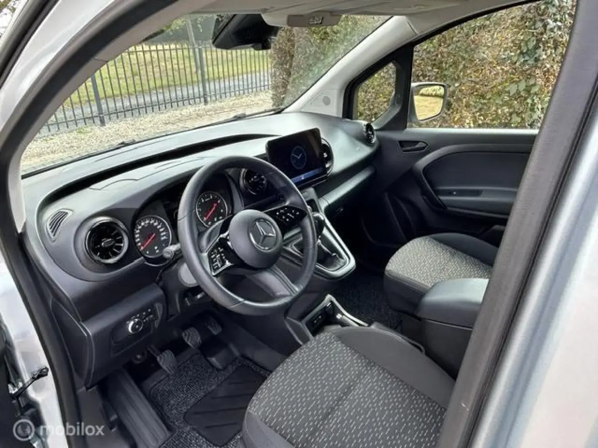bestel 108 CDI NAVI/VELGEN/CAMERA/CARPLAY
