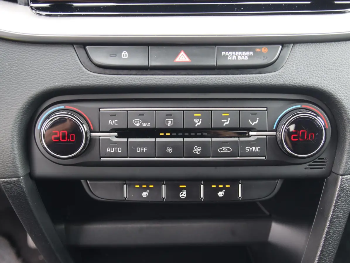 cee'd 1.0 T-GDi DynamicLine | Fabrieksgarantie t/m 2032