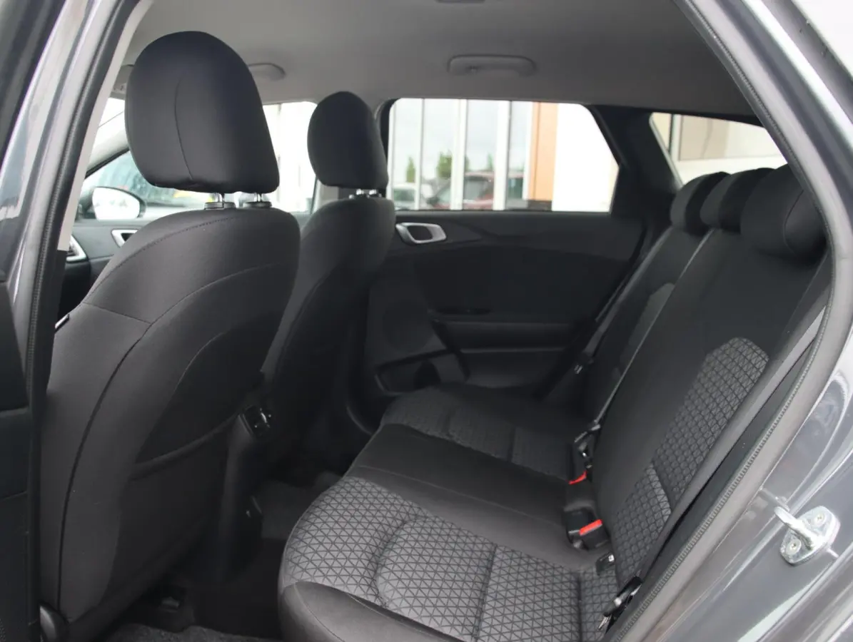 cee'd 1.0 T-GDi DynamicLine | Fabrieksgarantie t/m 2032