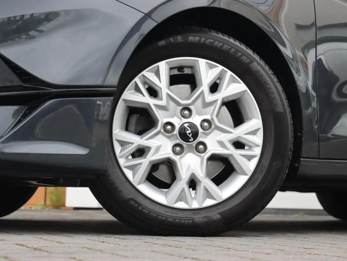 cee'd 1.0 T-GDi DynamicLine | Fabrieksgarantie t/m 2032