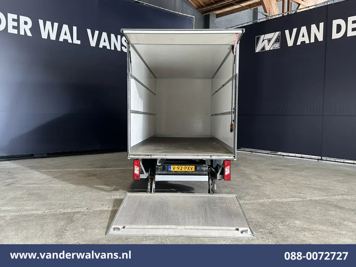 2.0 TDCI 161pk Bakwagen XL Lengte 523cm!! 22m3 KUUB Laadklep Euro6 Airco | Cruisecontrol | Verwarmde Voorruit Bijrijdersbank, 910kg laadvermogen
