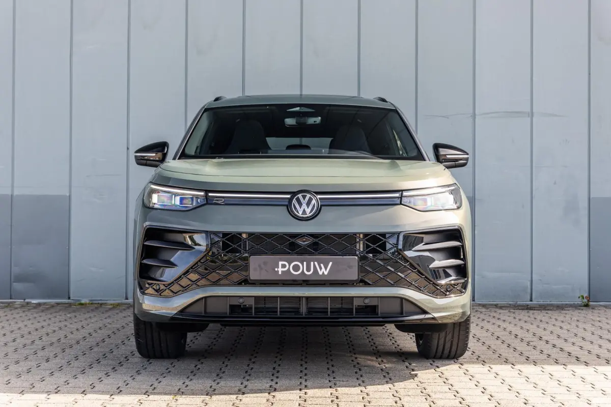 1.5 eHybrid 204pk R-Line Edition | Black Style | Panoramadak