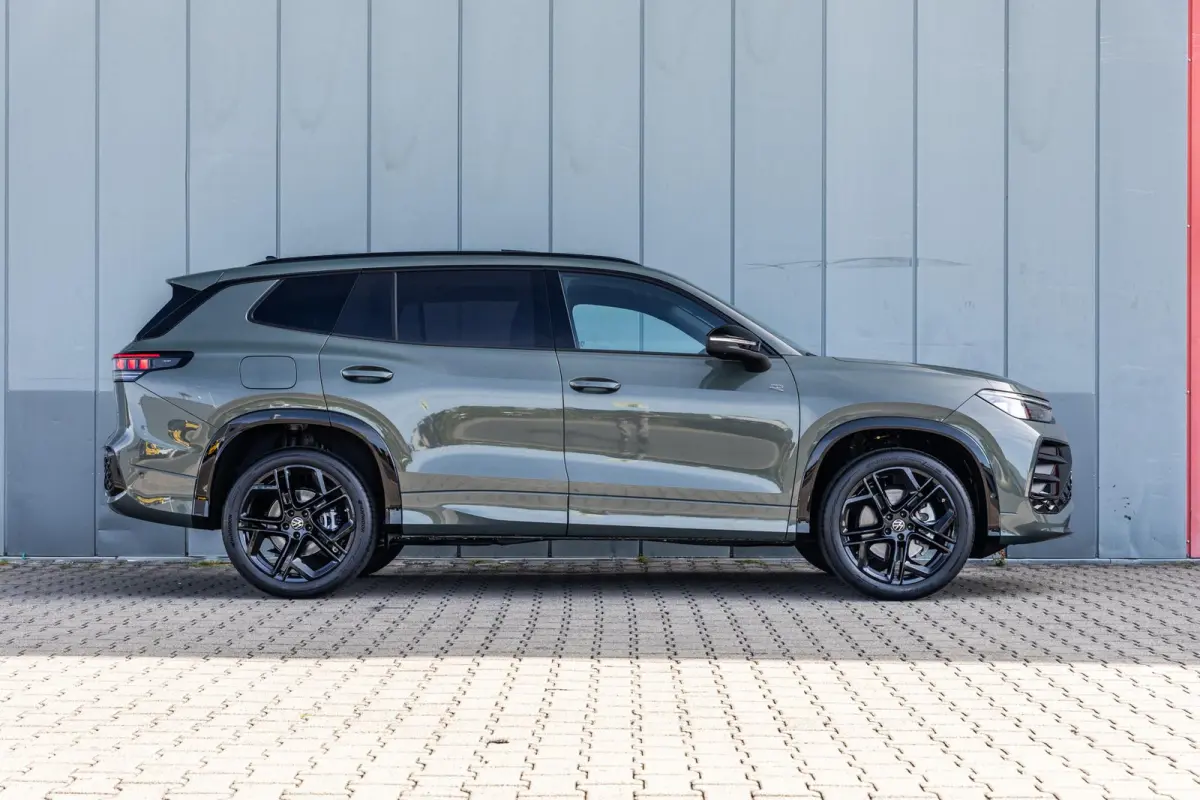 1.5 eHybrid 204pk R-Line Edition | Black Style | Panoramadak