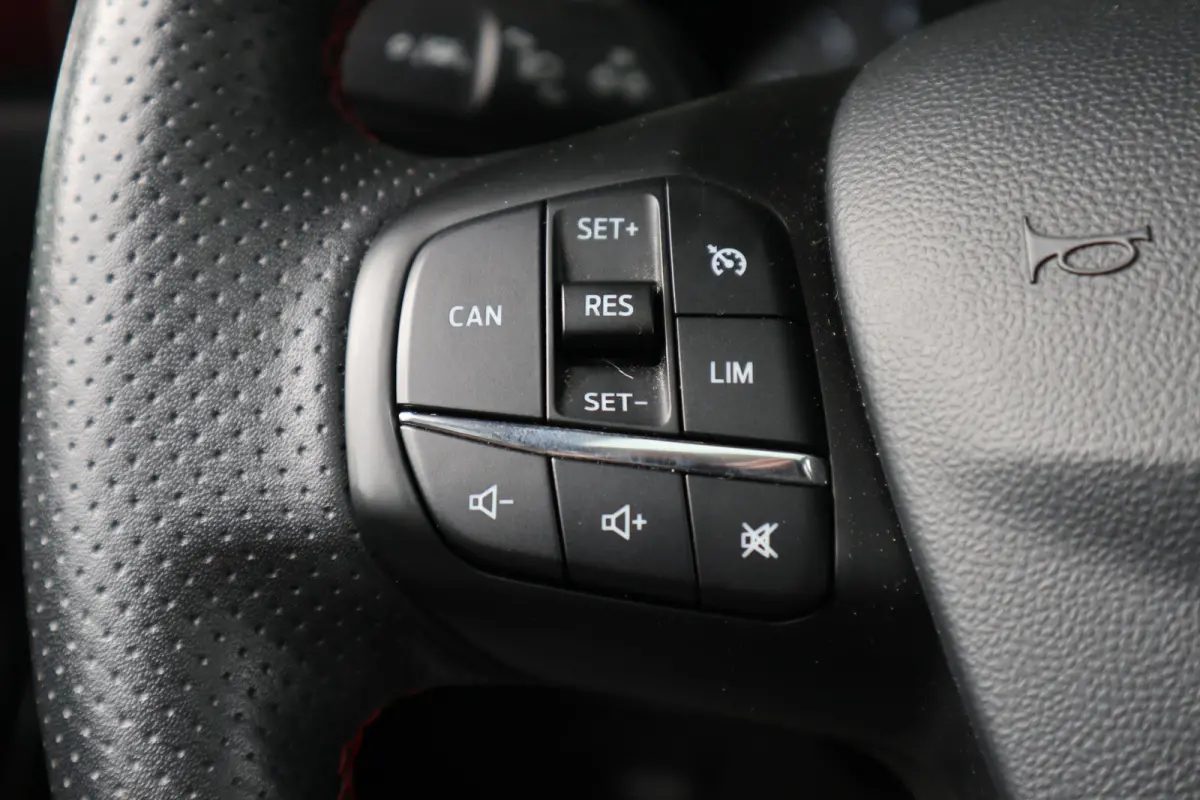 1.0 EcoBoost ST-Line Clima / Pano / Stoel-Stuur verw / Cruise / Navi / LM-Velgen / Audio