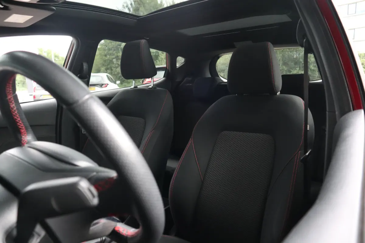 1.0 EcoBoost ST-Line Clima / Pano / Stoel-Stuur verw / Cruise / Navi / LM-Velgen / Audio