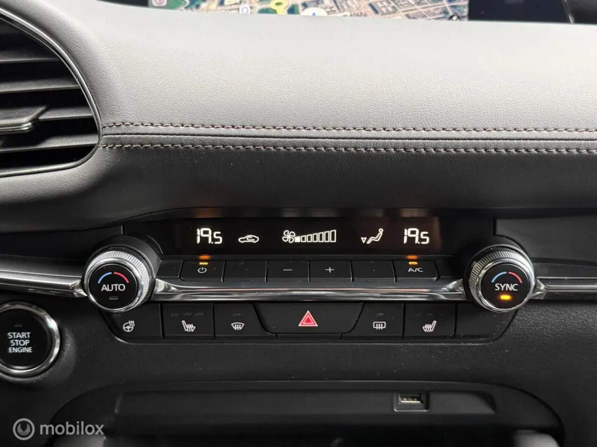 2.0 e-SkyActiv-G M Hybrid 122 Luxury Leer Bose Navi Carplay 360 Camera 18 inch LED ACC
