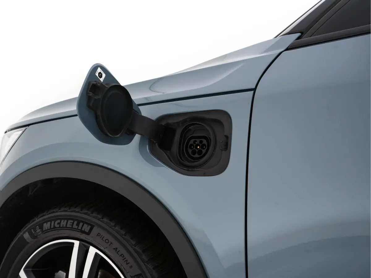 1.5 T4 R-Design Expression {SoH-83%} (Plug-in) (INCL-BTW)  Aut. *PANO | DIGI-COCKPIT | HARMAN/KARDON | BLINDSPOT | KEYLESS | DAB | SPORTSEATS | FULL-LED | NAVI-FULLMAP | CAMERA | ECC | TOWBA