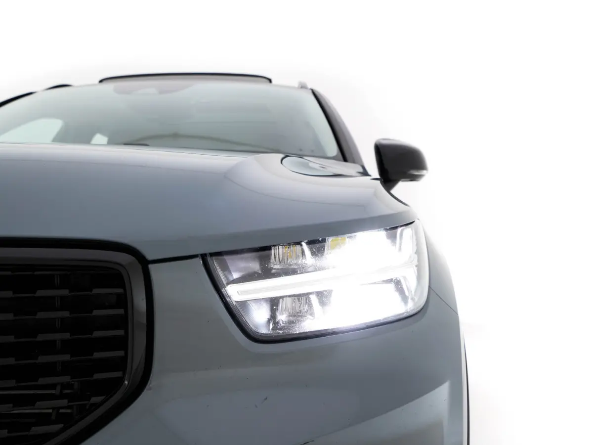 1.5 T4 R-Design Expression {SoH-83%} (Plug-in) (INCL-BTW)  Aut. *PANO | DIGI-COCKPIT | HARMAN/KARDON | BLINDSPOT | KEYLESS | DAB | SPORTSEATS | FULL-LED | NAVI-FULLMAP | CAMERA | ECC | TOWBA