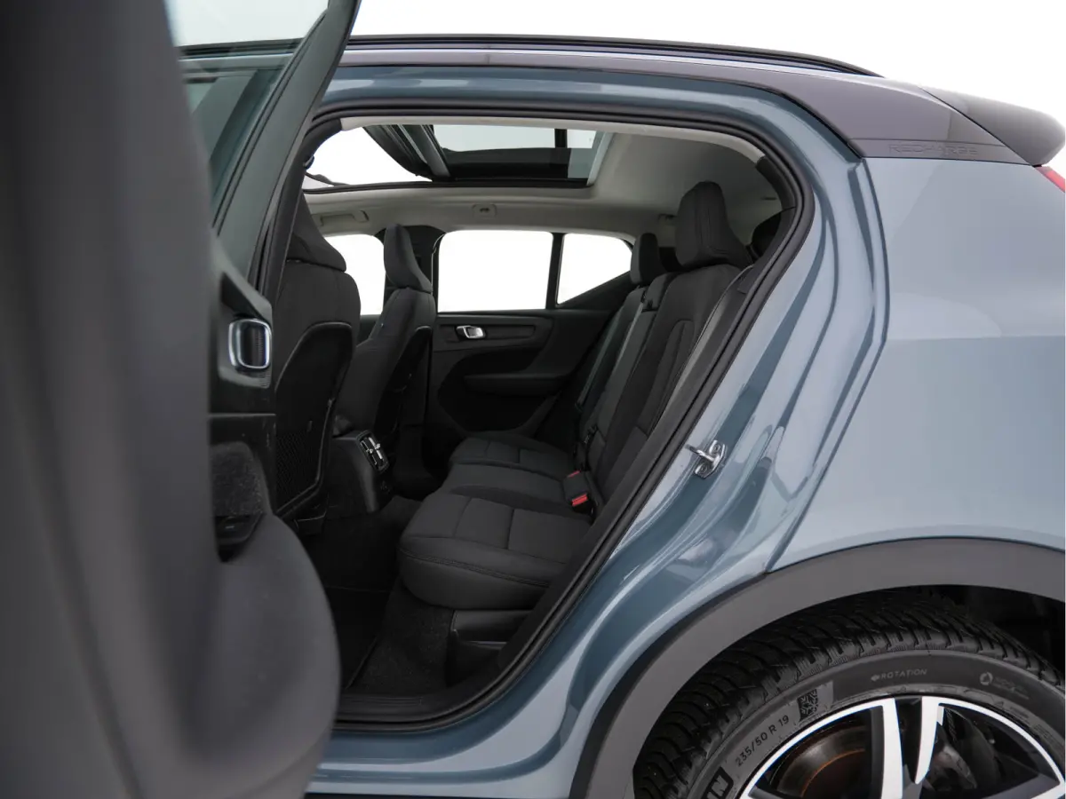 1.5 T4 R-Design Expression {SoH-83%} (Plug-in) (INCL-BTW)  Aut. *PANO | DIGI-COCKPIT | HARMAN/KARDON | BLINDSPOT | KEYLESS | DAB | SPORTSEATS | FULL-LED | NAVI-FULLMAP | CAMERA | ECC | TOWBA