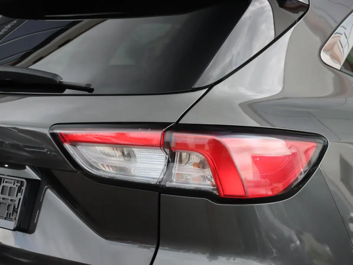 2.5 PHEV 225PK Titanium X | Panoramadak | Trekhaak |