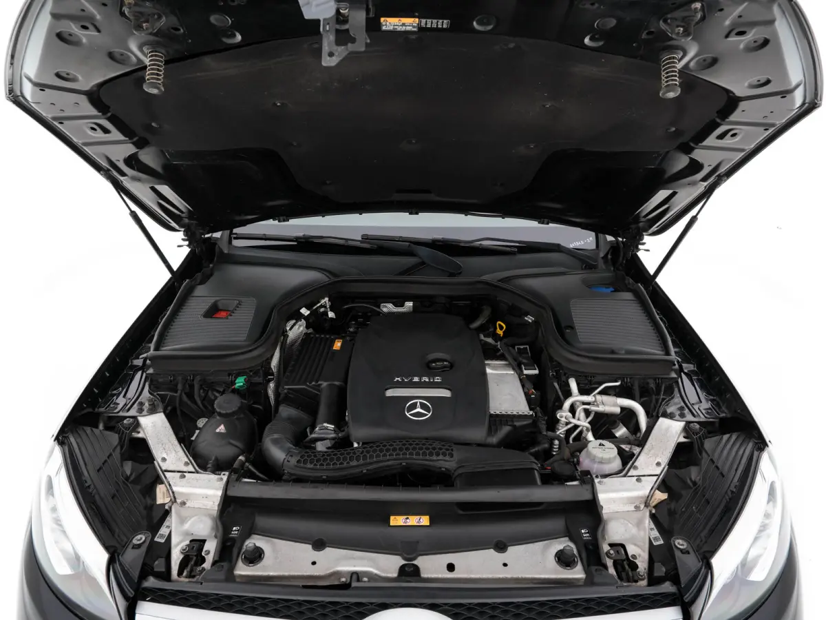 350e 4MATIC Ambition (Plug-In) Aut. *PANO | LEATHER-MICROFIBRE | FULL-LED | NAVI-FULLMAP | CAMERA | BLINDSPOT | HEATED-SPORTSEATS | SHIFTPADDLES | ECC | PDC | CRUISE | 19''ALU*