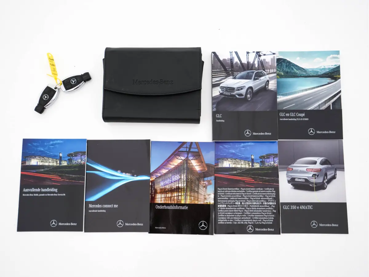 350e 4MATIC Ambition (Plug-In) Aut. *PANO | LEATHER-MICROFIBRE | FULL-LED | NAVI-FULLMAP | CAMERA | BLINDSPOT | HEATED-SPORTSEATS | SHIFTPADDLES | ECC | PDC | CRUISE | 19''ALU*