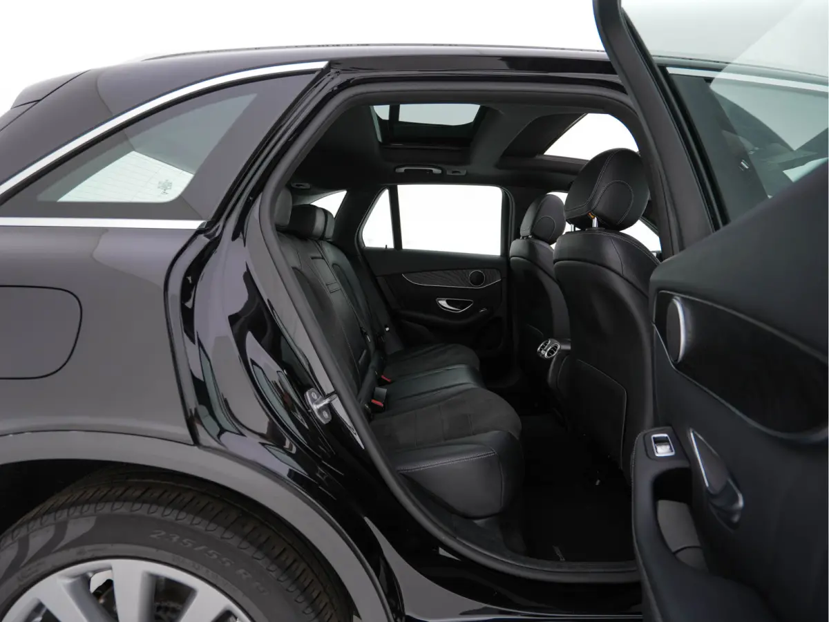 350e 4MATIC Ambition (Plug-In) Aut. *PANO | LEATHER-MICROFIBRE | FULL-LED | NAVI-FULLMAP | CAMERA | BLINDSPOT | HEATED-SPORTSEATS | SHIFTPADDLES | ECC | PDC | CRUISE | 19''ALU*