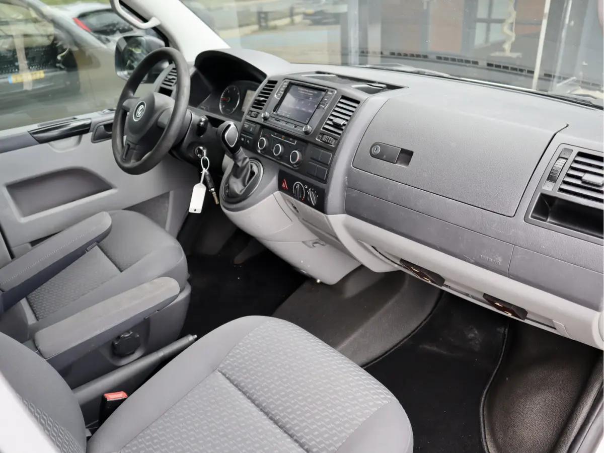 2.0 TDI DSG 8 PERSOONS