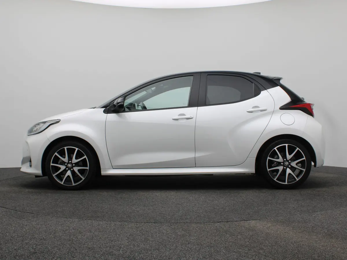 1.5 Hybrid Executive | Keyless Entry | Parkeercamera | Navigatie | CarPlay |