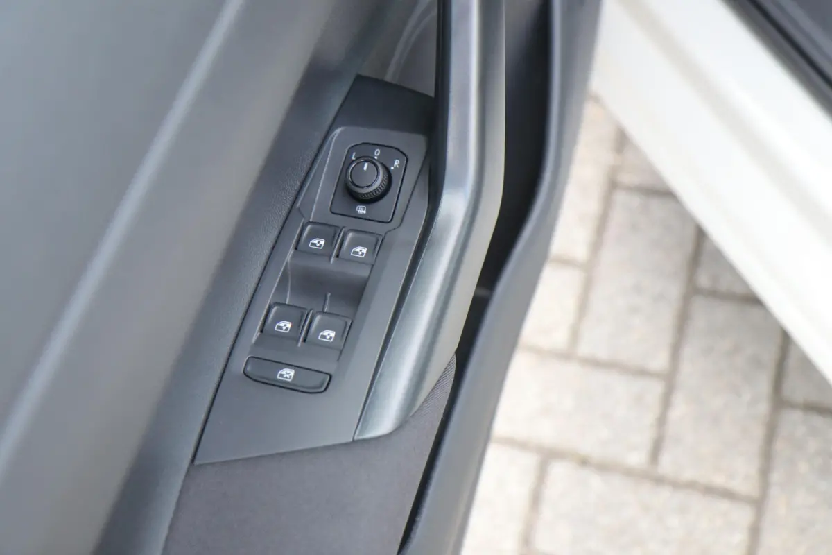 1.0 MPI 80pk Polo | App Connect | Parkeersensoren Achter | Airco