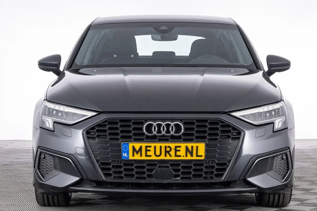 40 TFSI e Edition | NAVI | CAMERA | Full LED | ECC