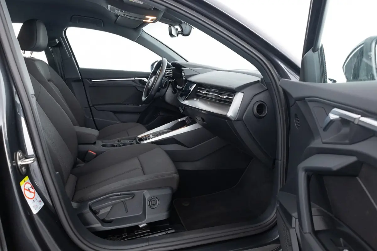 40 TFSI e Edition | NAVI | CAMERA | Full LED | ECC