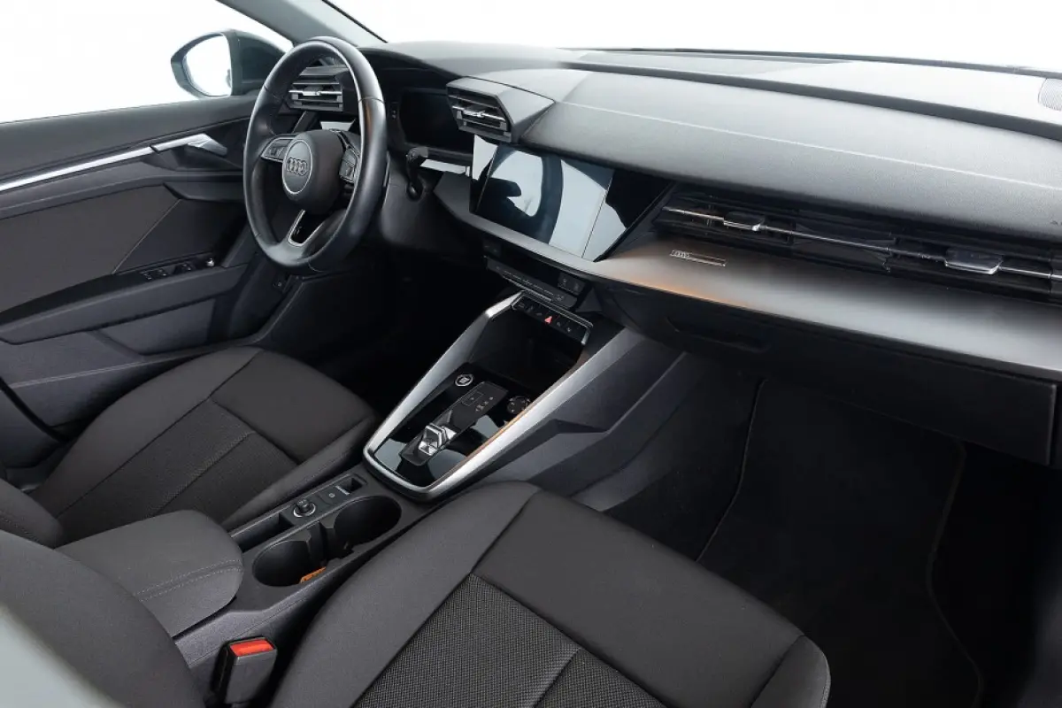 40 TFSI e Edition | NAVI | CAMERA | Full LED | ECC