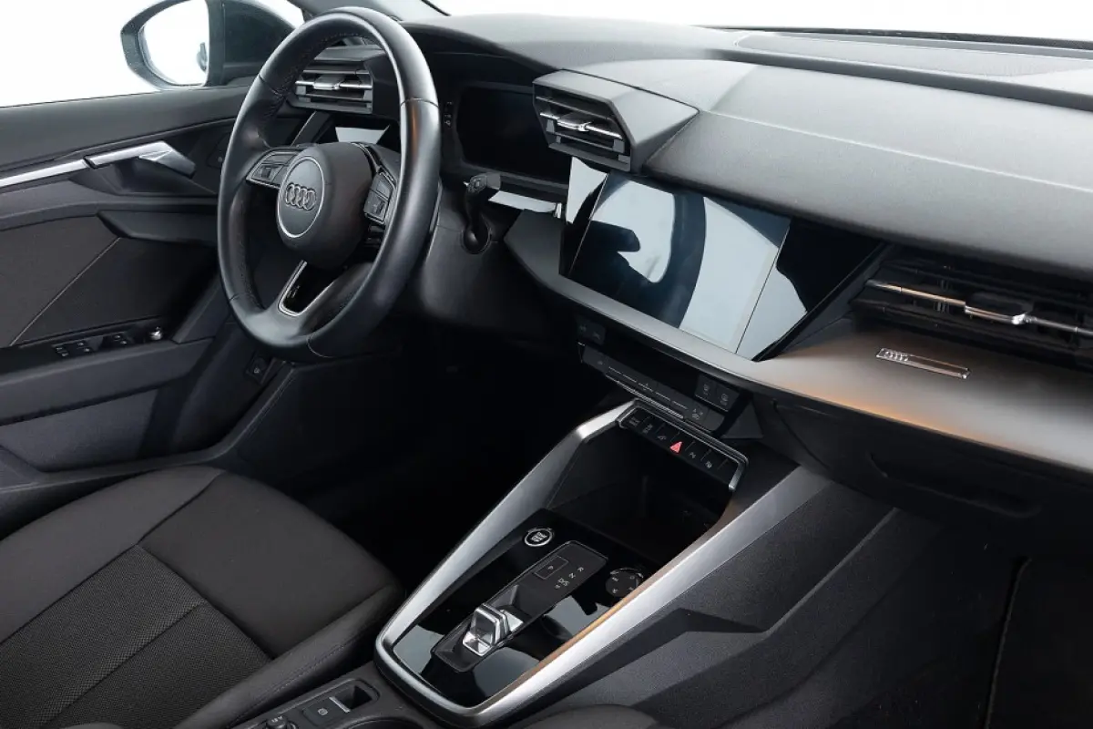 40 TFSI e Edition | NAVI | CAMERA | Full LED | ECC