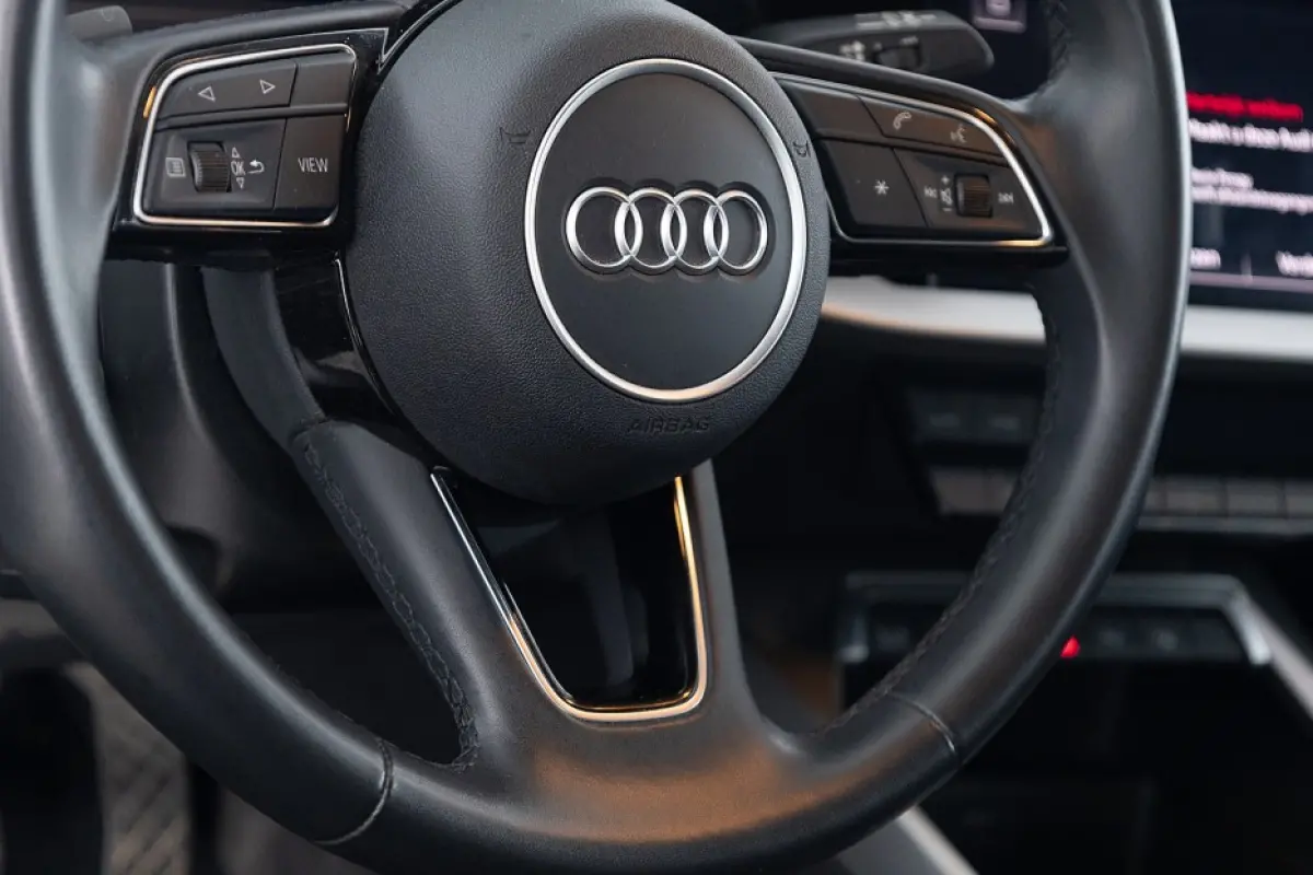 40 TFSI e Edition | NAVI | CAMERA | Full LED | ECC