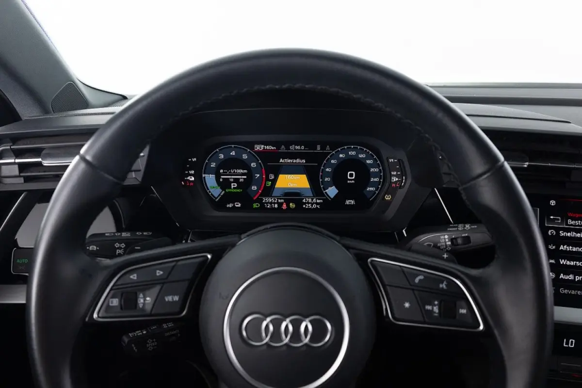 40 TFSI e Edition | NAVI | CAMERA | Full LED | ECC