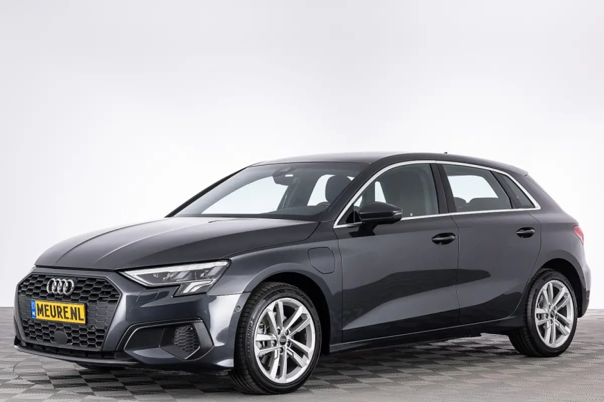 40 TFSI e Edition | NAVI | CAMERA | Full LED | ECC