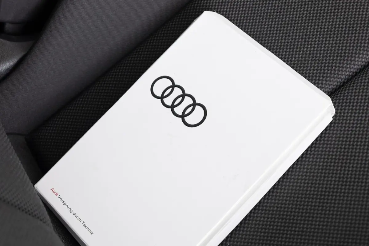 40 TFSI e Edition | NAVI | CAMERA | Full LED | ECC