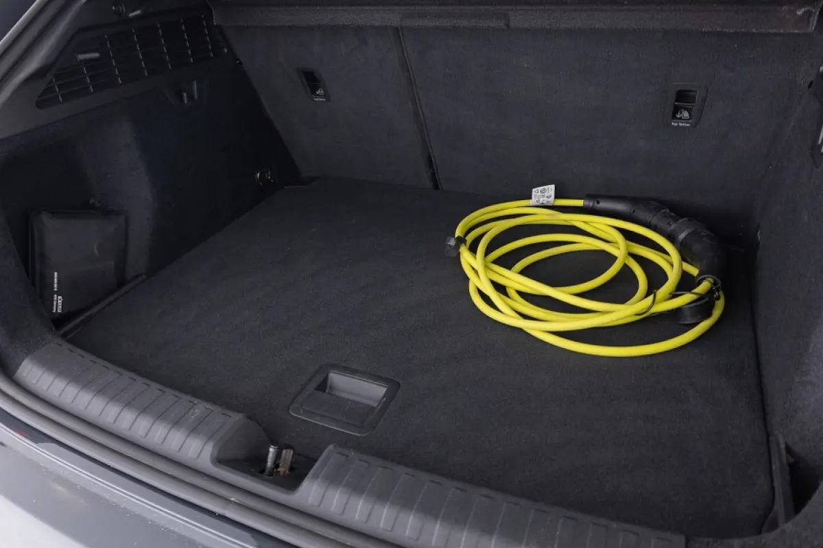 40 TFSI e Edition | NAVI | CAMERA | Full LED | ECC