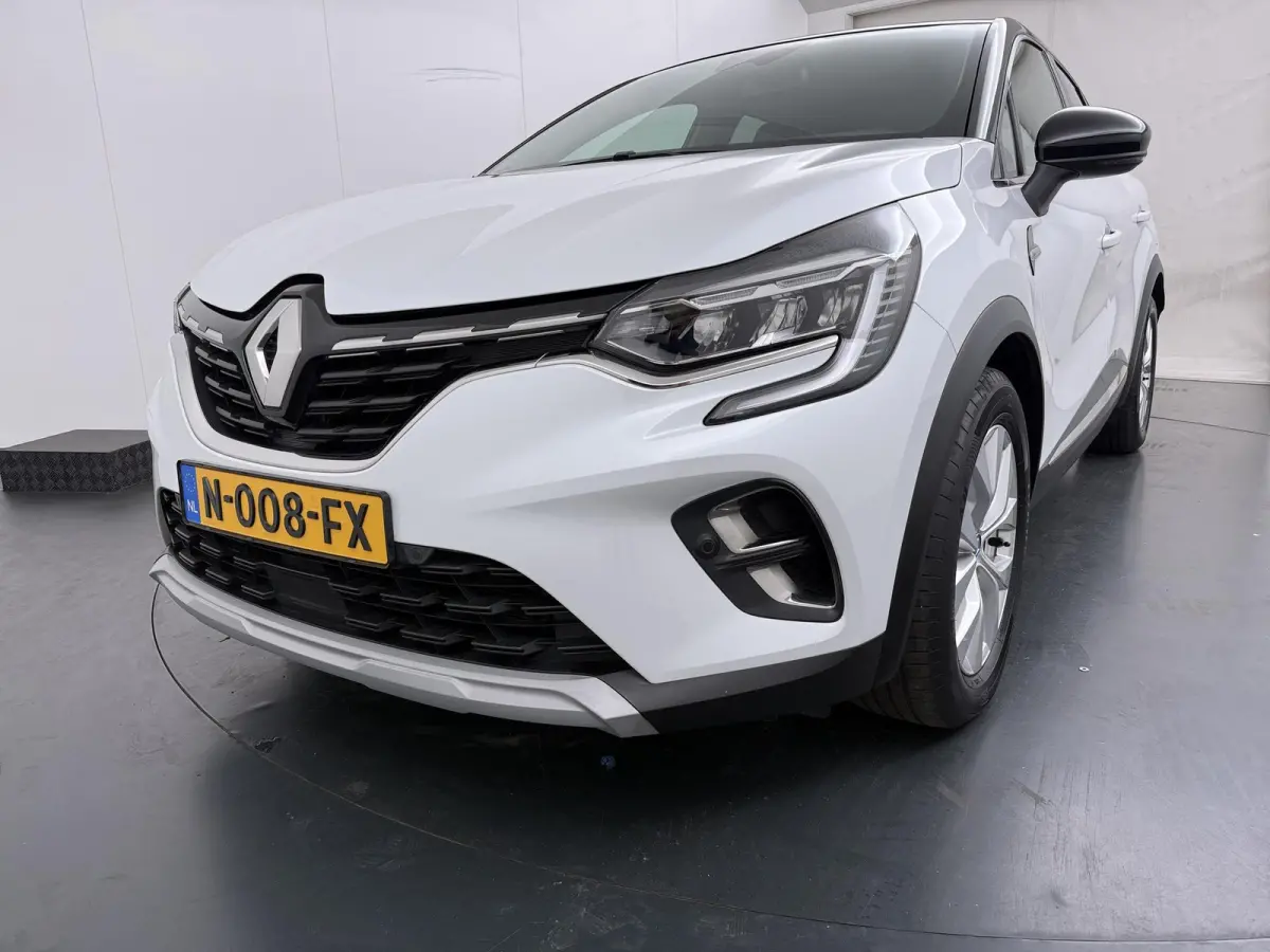 E-Tech Plug-in Hybrid 160 Intens | SoH 90% | Trekhaak | Parkeercamera | Navigatie |