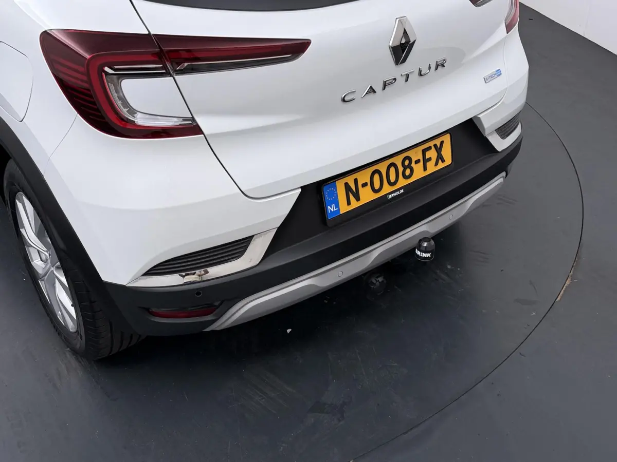 E-Tech Plug-in Hybrid 160 Intens | SoH 90% | Trekhaak | Parkeercamera | Navigatie |