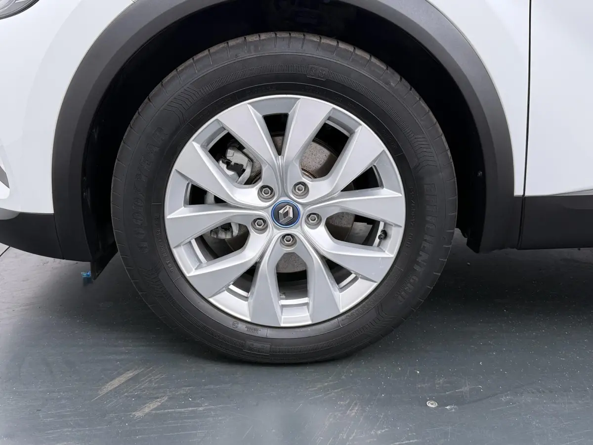 E-Tech Plug-in Hybrid 160 Intens | SoH 90% | Trekhaak | Parkeercamera | Navigatie |
