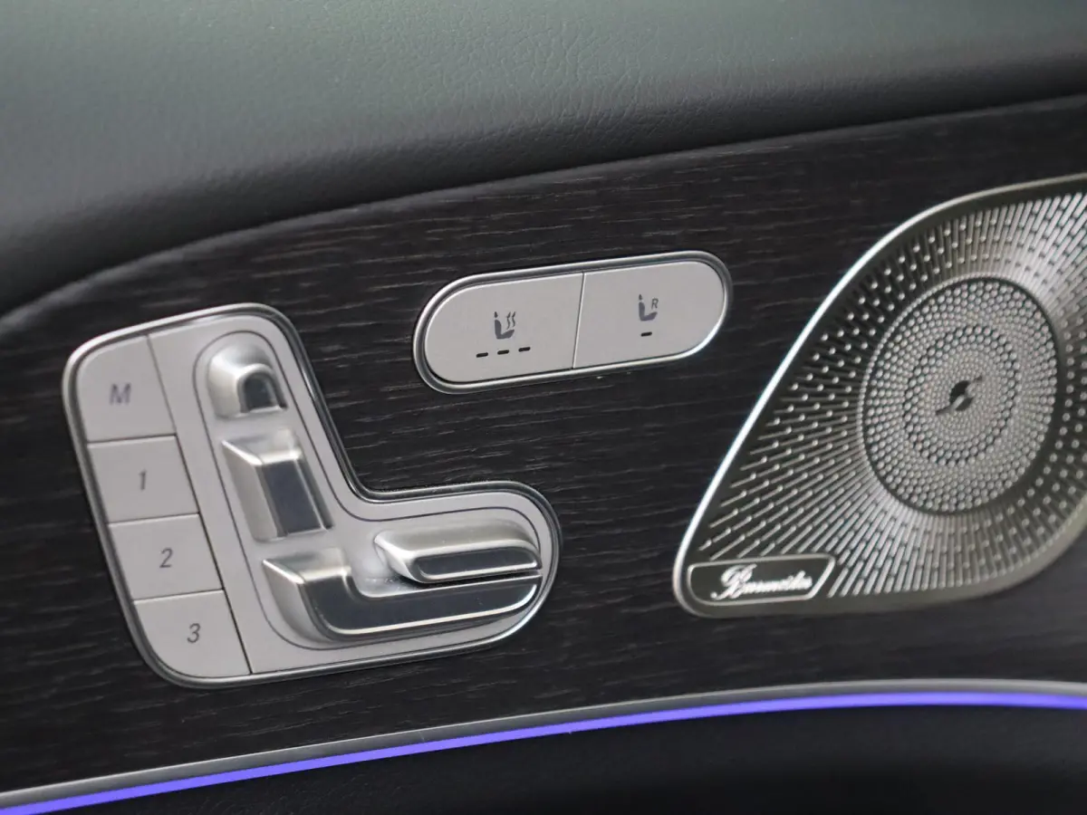 400 e 4MATIC AMG Line / Panoramadak/ Memory/ 21 inch/ AIRMATIC/ Burmester