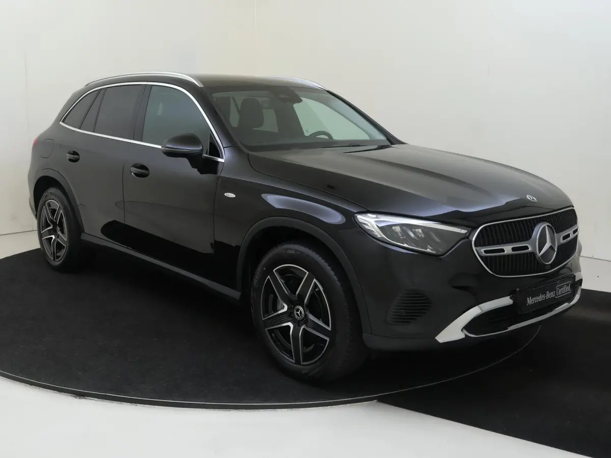 4MATIC Luxury Line / 19 inch AMG/ Achteruitrijcamera/ Stoelverwarming/