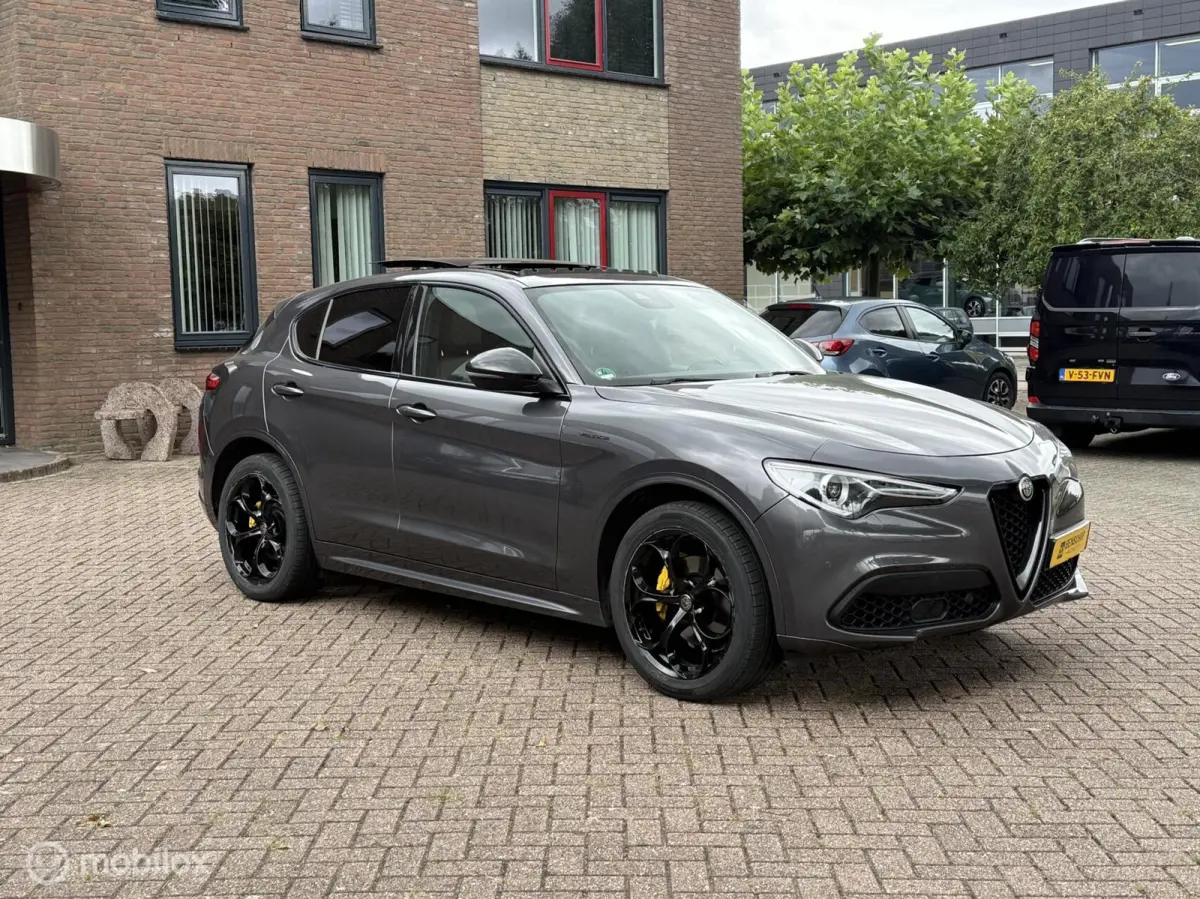2.0 T AWD Veloce Panodak Leer Navi Carplay Camera Harman Kardon Trekhaak