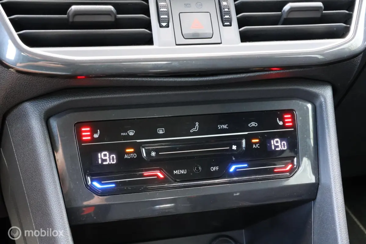 1.4 TSI e-Hybrid PHEV FR | Panodak | Camera | LED