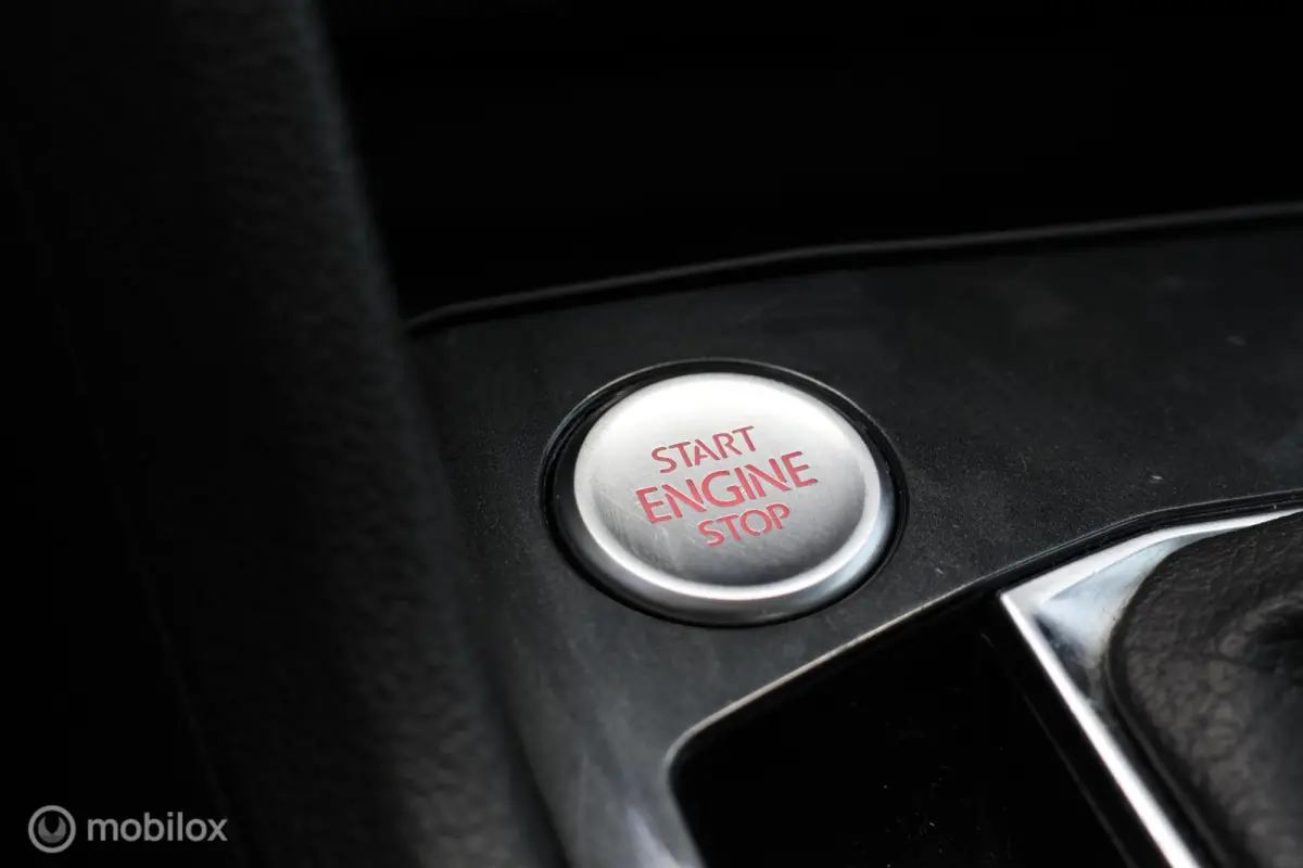 1.4 TSI e-Hybrid PHEV FR | Panodak | Camera | LED