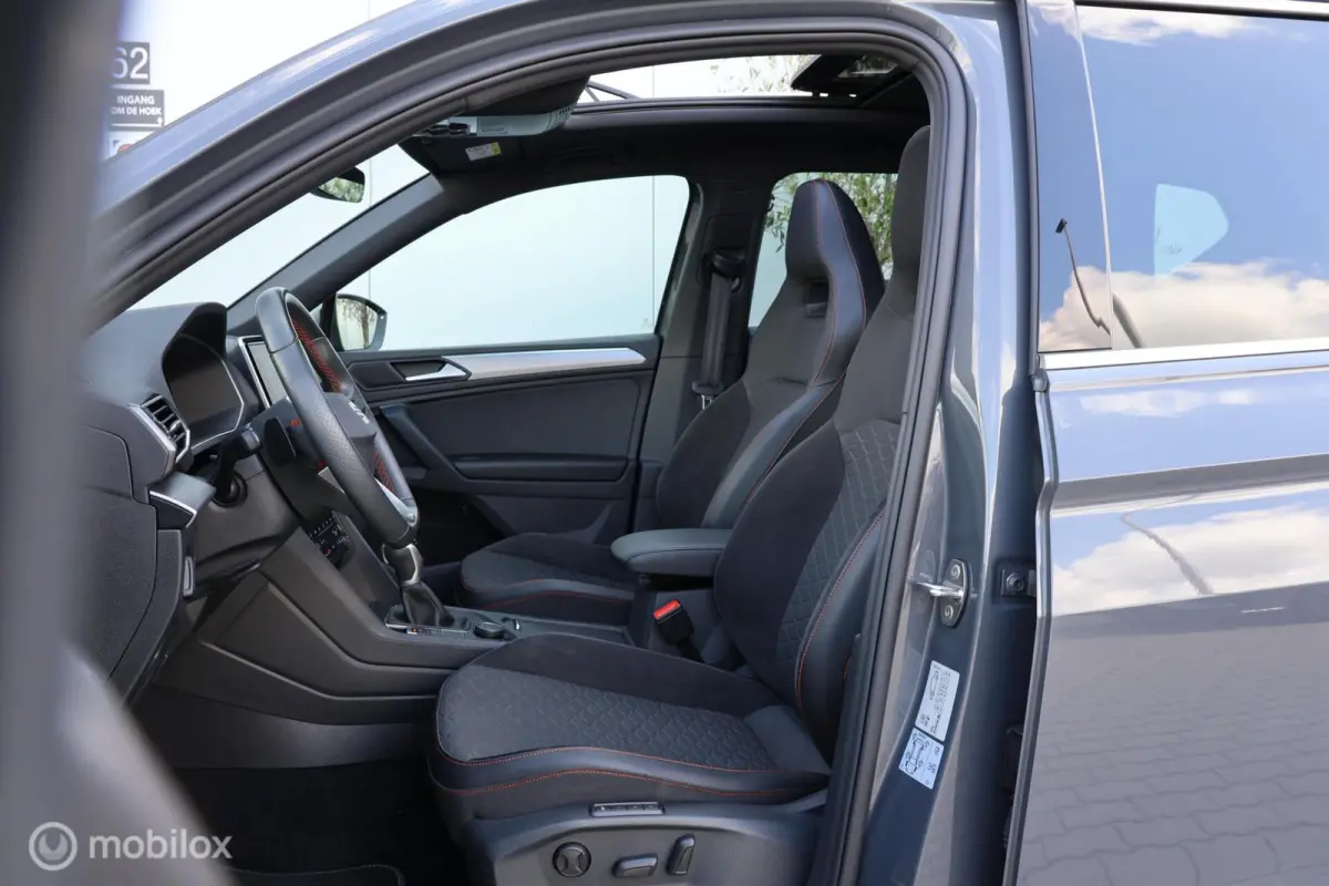 1.4 TSI e-Hybrid PHEV FR | Panodak | Camera | LED