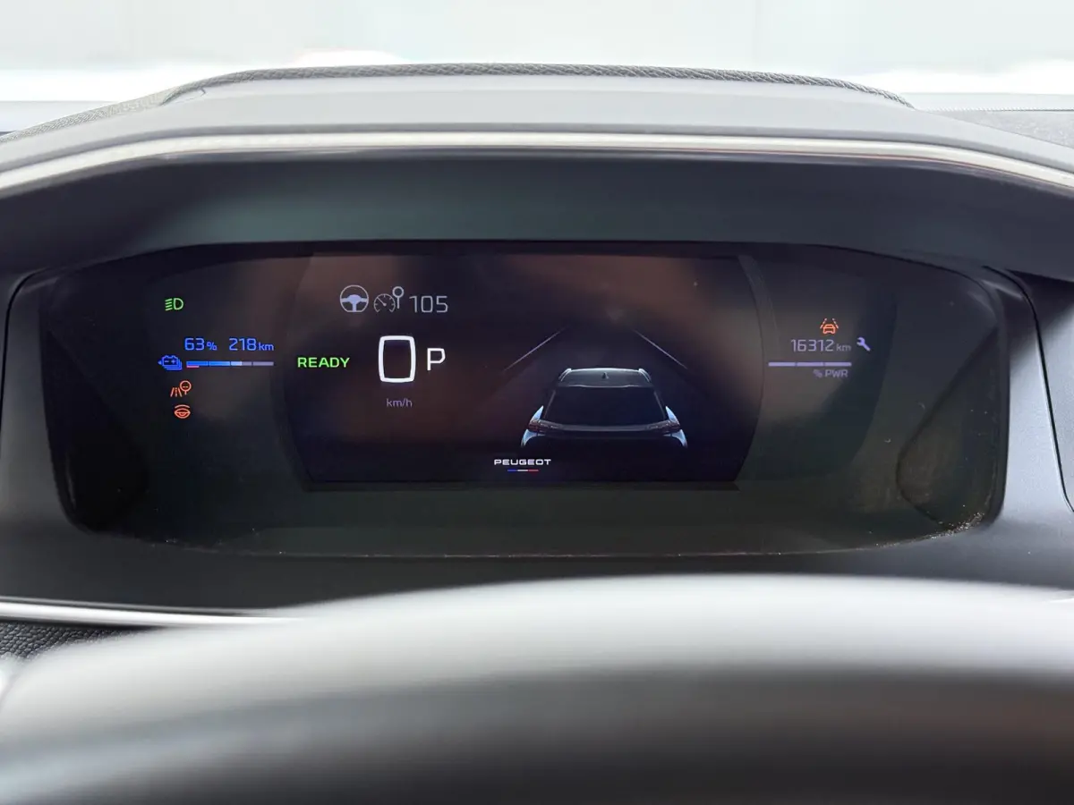 GT Avantage 54 kWh 156pk | Accu 98% | Navigatie | 360 camera | Cruise control adaptief | Lichtmetalen velgen | Full LED koplampen | Keyless entry | Apple Carplay en Android auto draadloos