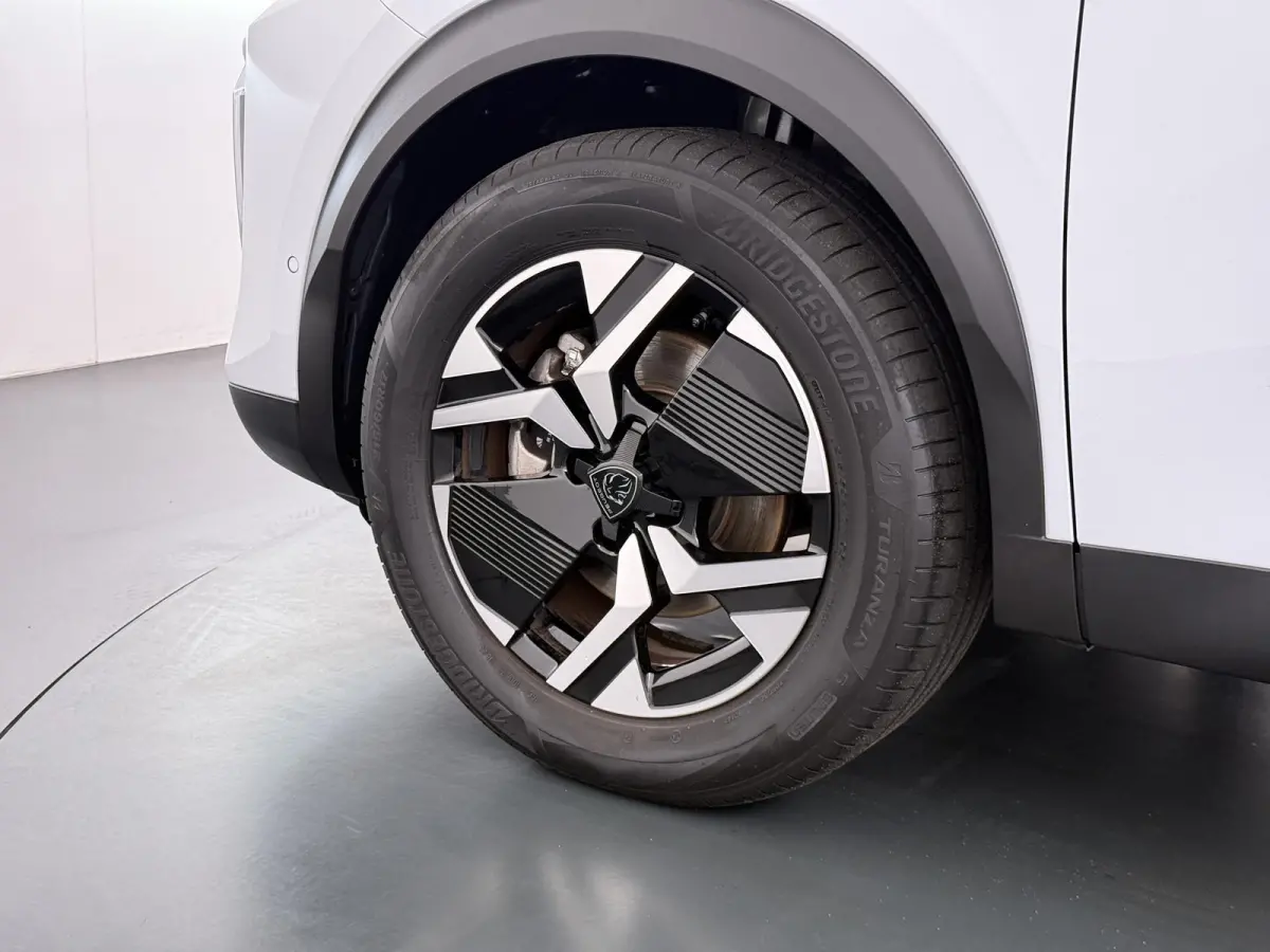 GT Avantage 54 kWh 156pk | Accu 98% | Navigatie | 360 camera | Cruise control adaptief | Lichtmetalen velgen | Full LED koplampen | Keyless entry | Apple Carplay en Android auto draadloos