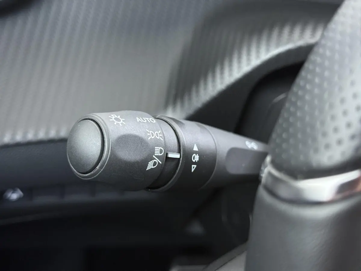 GT Avantage 54 kWh 156pk | Accu 98% | Navigatie | 360 camera | Cruise control adaptief | Lichtmetalen velgen | Full LED koplampen | Keyless entry | Apple Carplay en Android auto draadloos