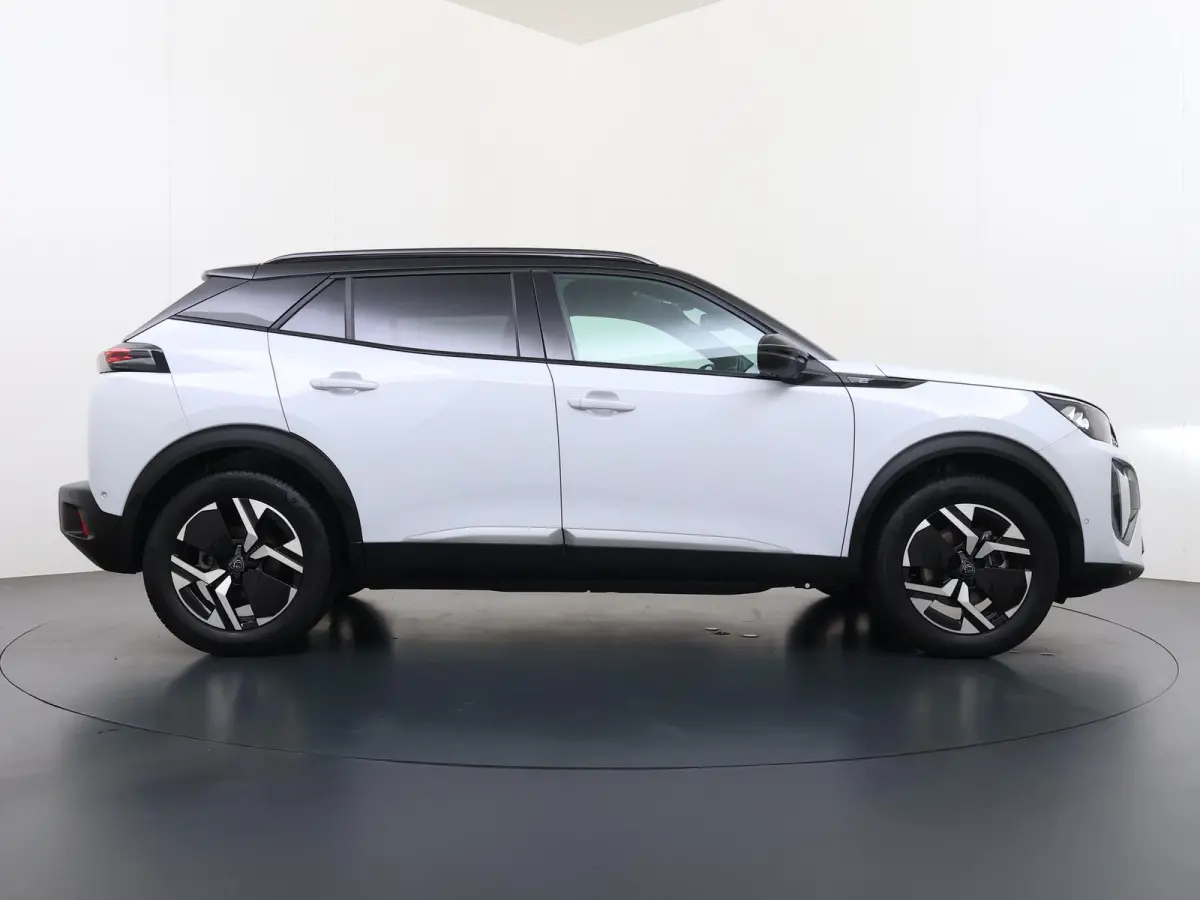 GT Avantage 54 kWh 156pk | Accu 98% | Navigatie | 360 camera | Cruise control adaptief | Lichtmetalen velgen | Full LED koplampen | Keyless entry | Apple Carplay en Android auto draadloos