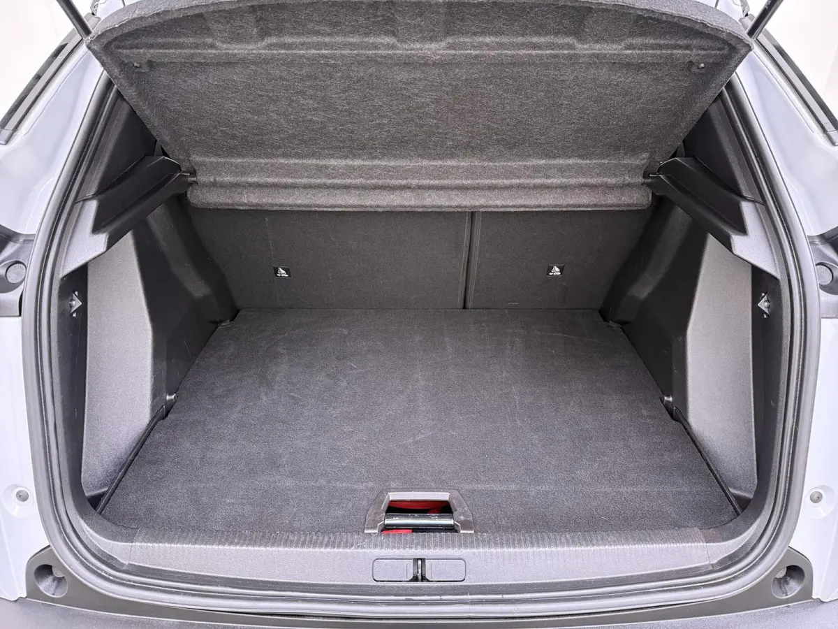 GT Avantage 54 kWh 156pk | Accu 98% | Navigatie | 360 camera | Cruise control adaptief | Lichtmetalen velgen | Full LED koplampen | Keyless entry | Apple Carplay en Android auto draadloos
